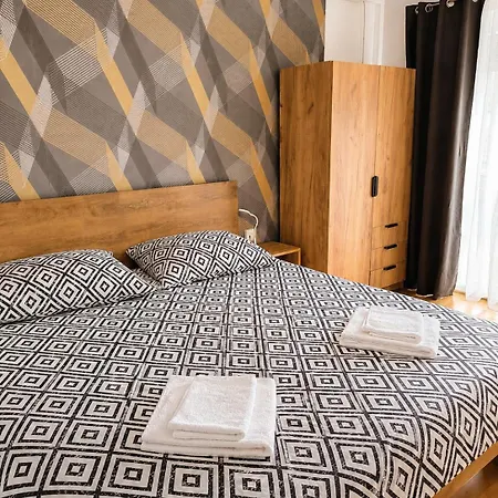 Nika Apartmán *